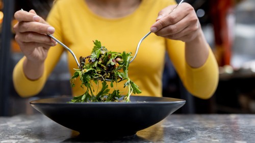 How to Start Eating Healthy: Dietitian Offers Practical Steps for Beginners How to Start Eating Healthy: Dietitian Offers Practical Steps for Beginners